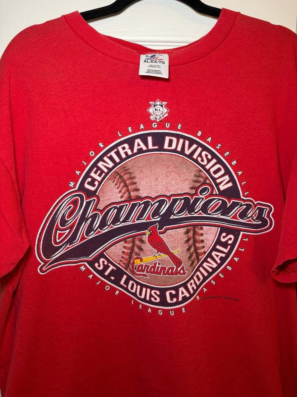 Logo Athletic St. Louis Cardinals T-Shirt Size XL Red Central Division Champs